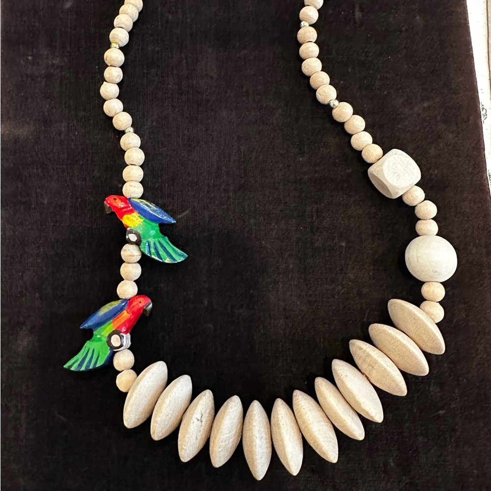 Wooden necklace 🦜 🦜
